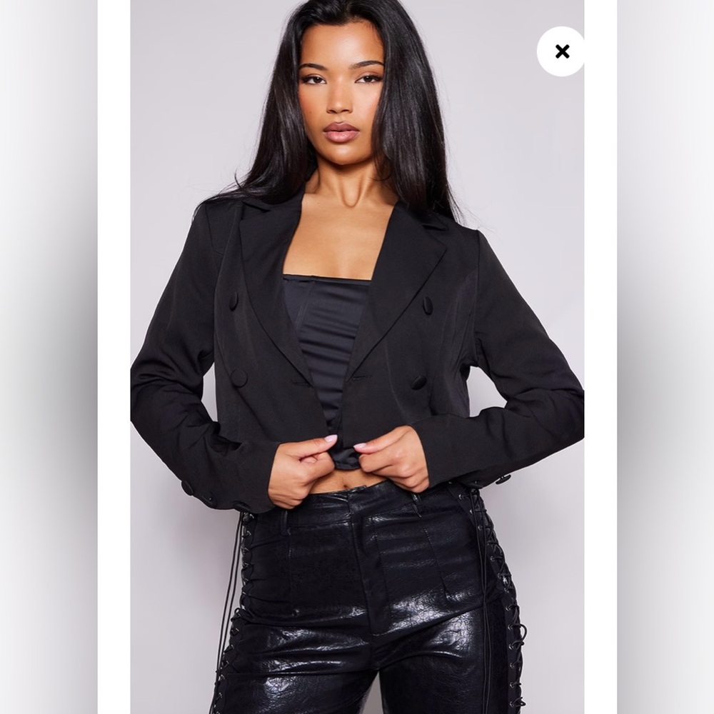 PrettyLittleThing Cropped Blazer - US 6 NWT